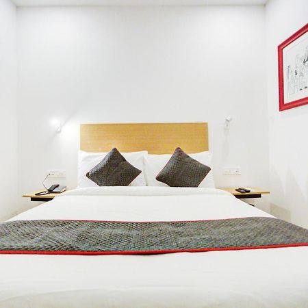 Townhouse Townhouse Atal Chowk Indirapuram Ghaziabad Εξωτερικό φωτογραφία